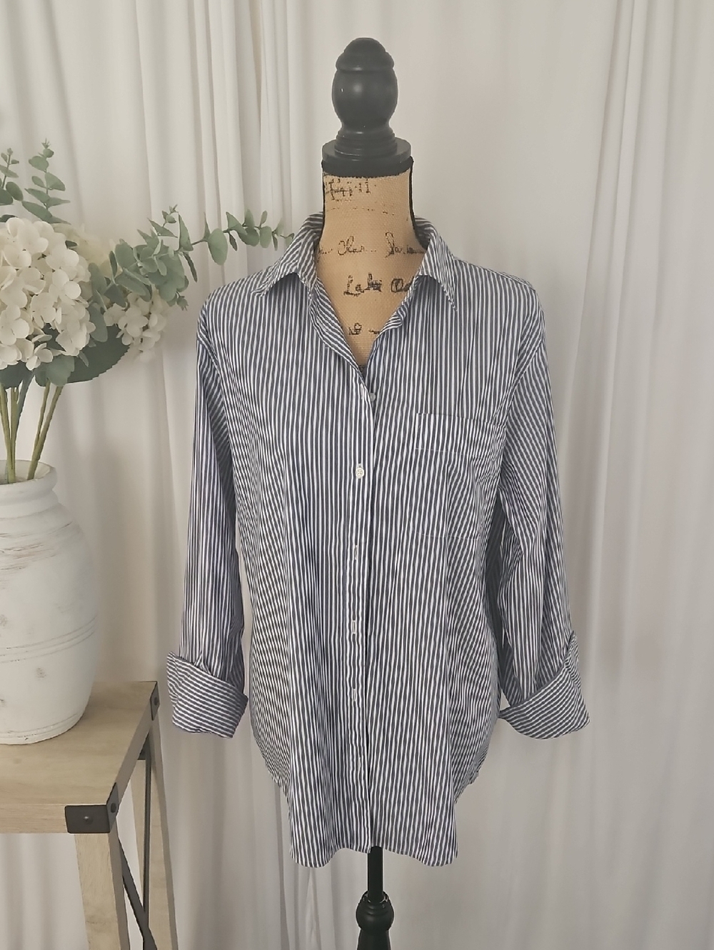 Size L Womens a new day Navy and White Vertical Stripe Button-Up Shirt
